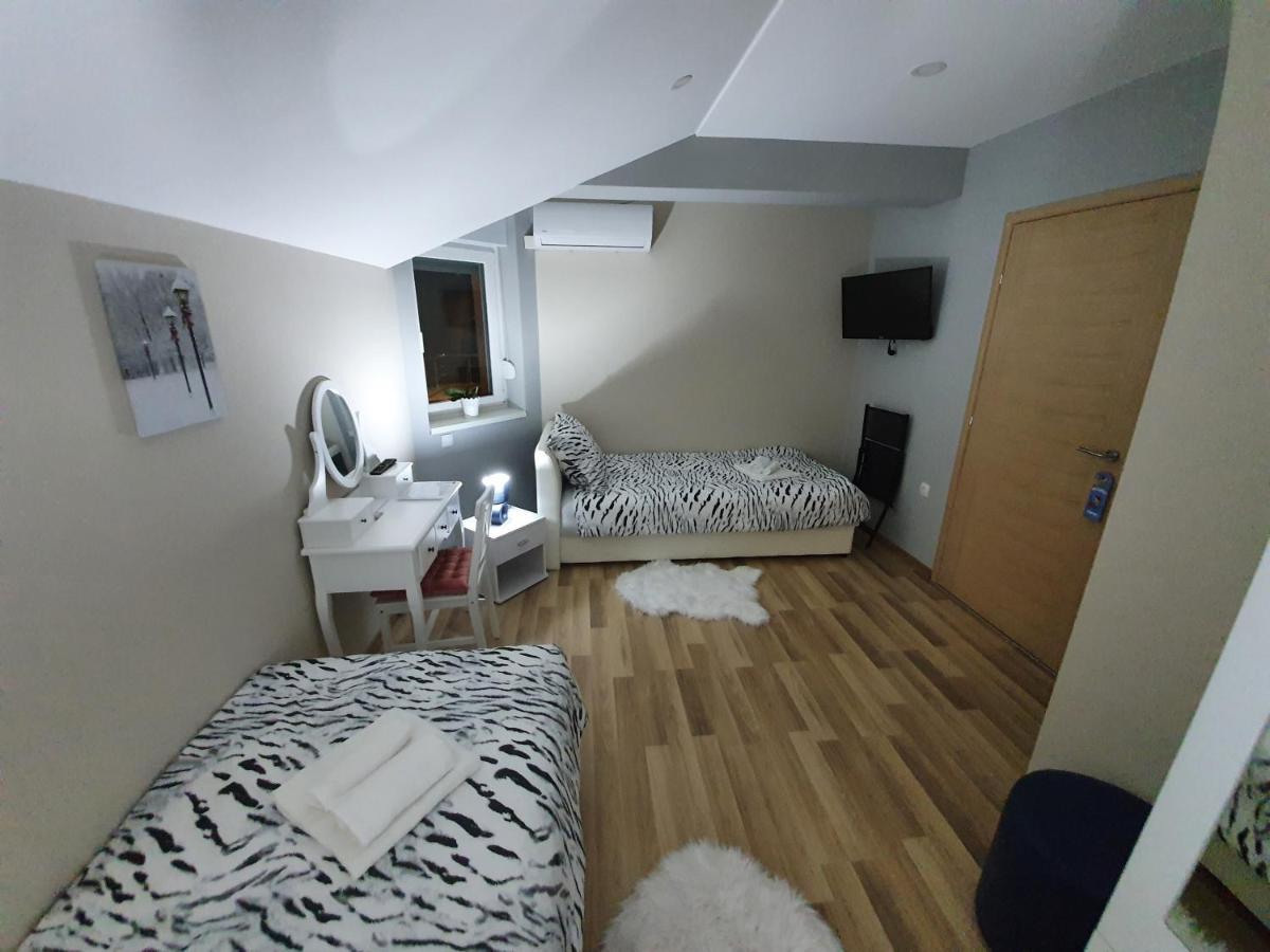 Apartman Bozur **** Satnica Dakovacka Eksteriør bilde