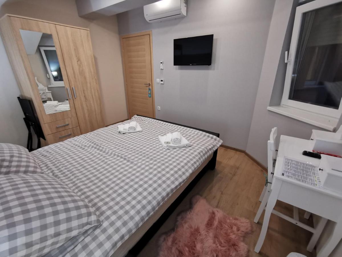 Apartman Bozur **** Satnica Dakovacka Eksteriør bilde